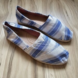 TOMS Navy Umbrella Blue/White  Stripe, Slip-On Wrap Style Flats  Women's 8.5